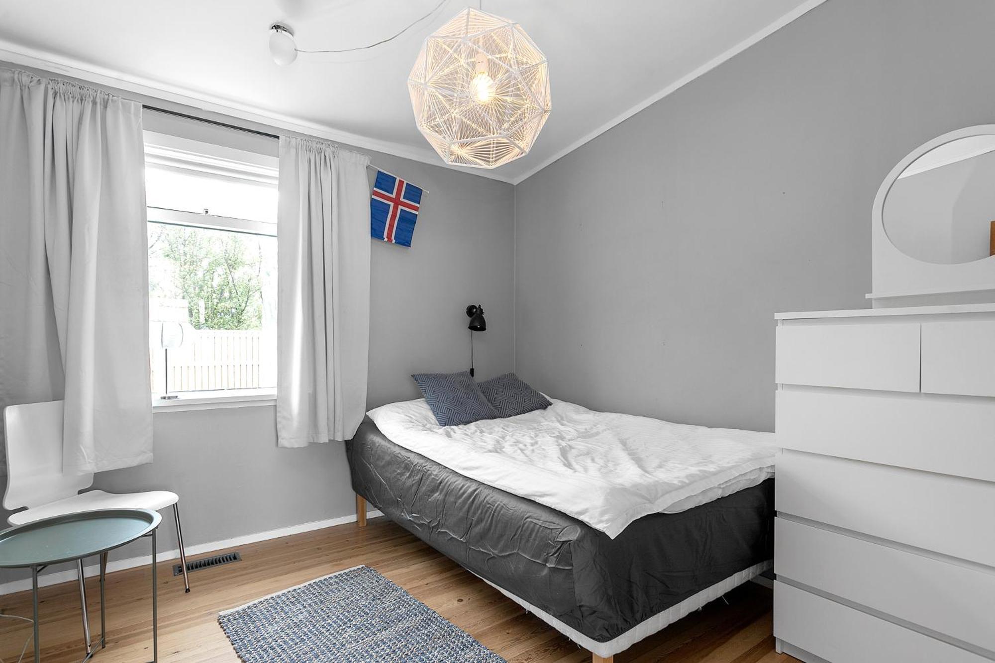 House - Villa With Garden And Hot Tub, 2 Min From Reykjavik Garthabaer エクステリア 写真