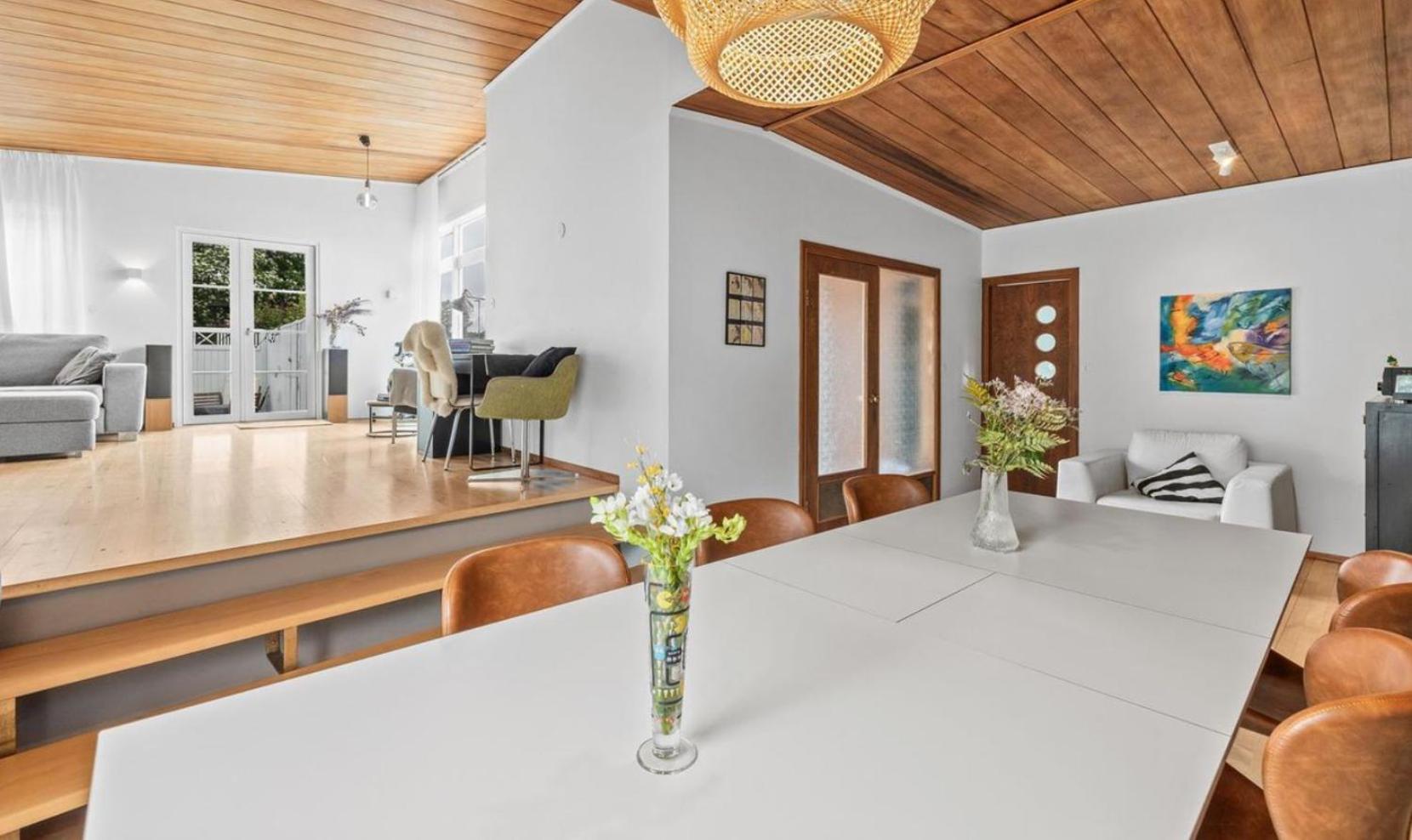 House - Villa With Garden And Hot Tub, 2 Min From Reykjavik Garthabaer エクステリア 写真
